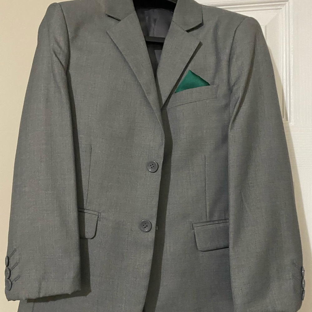 Size 6 boys gray blazer GREAT for Christmas